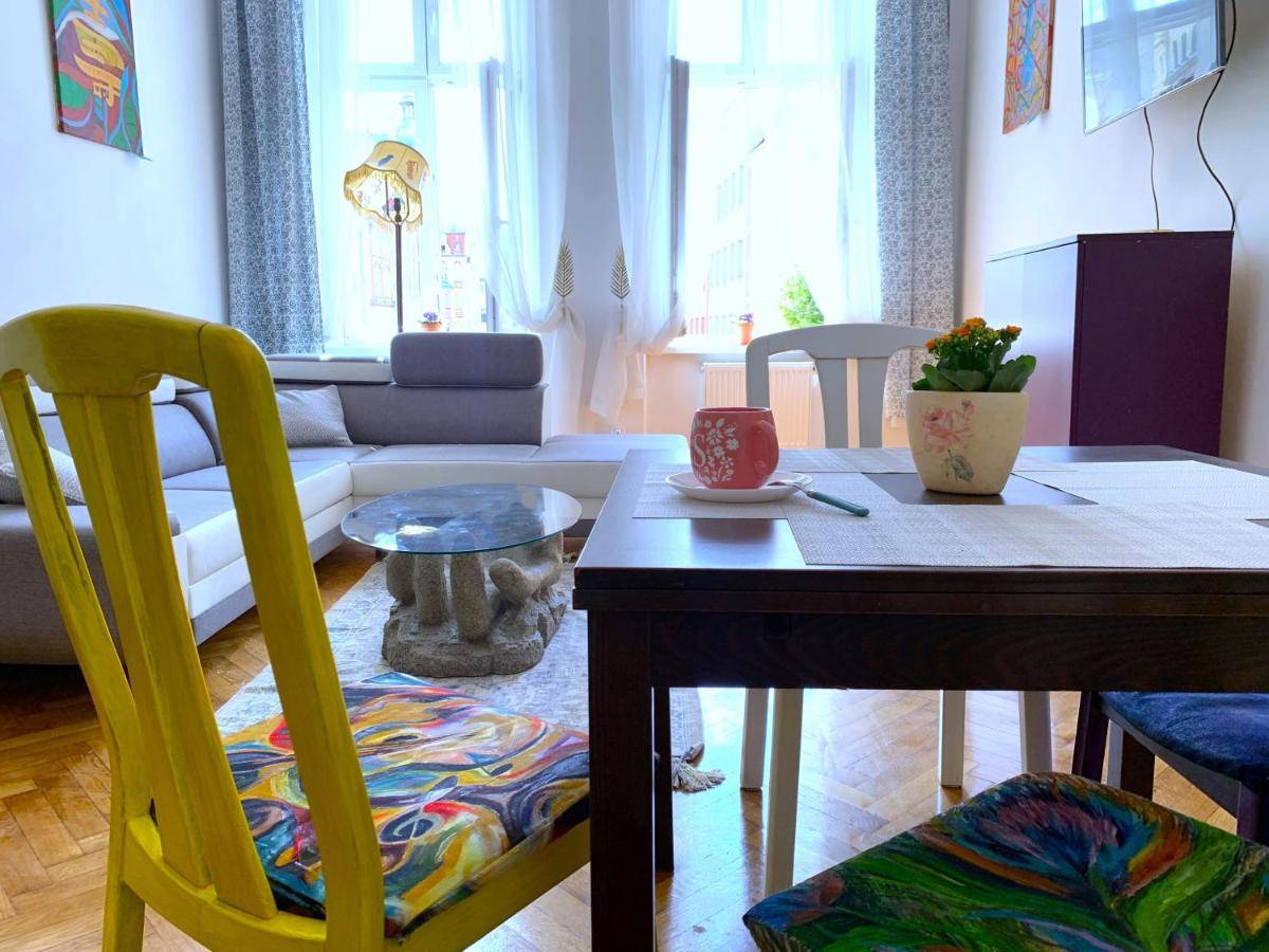 Rynekart Apartment Świdnica Eksteriør billede