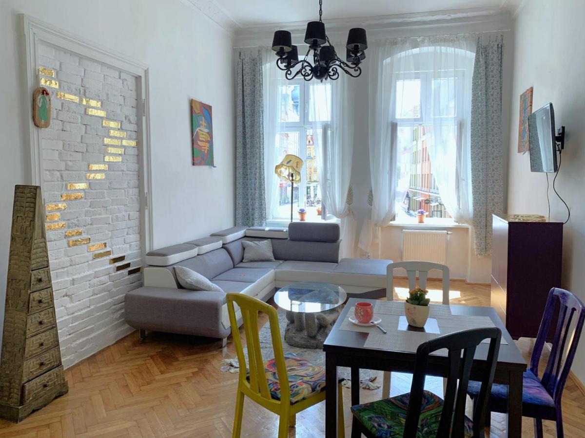 Rynekart Apartment Świdnica Eksteriør billede