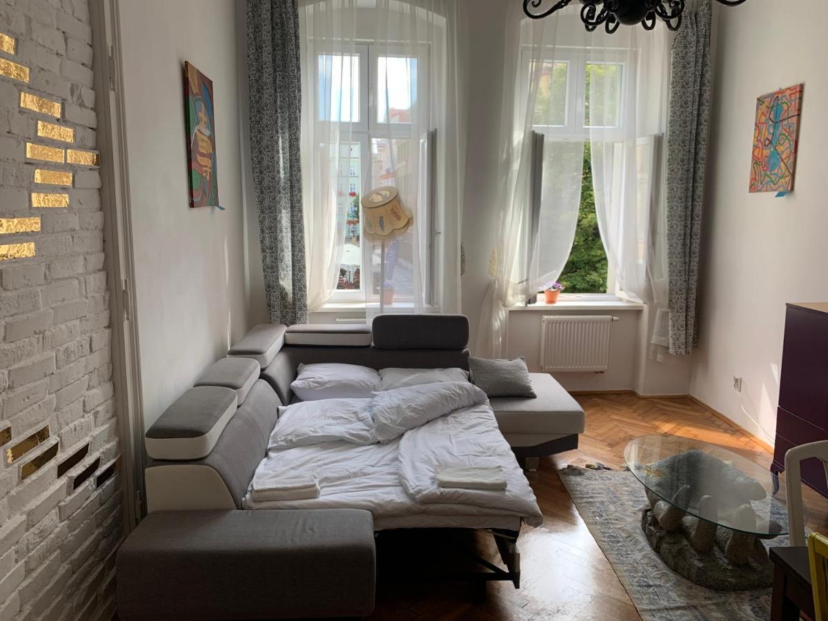 Rynekart Apartment Świdnica Eksteriør billede