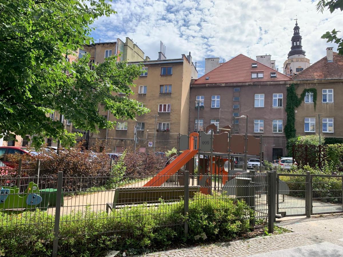 Rynekart Apartment Świdnica Eksteriør billede
