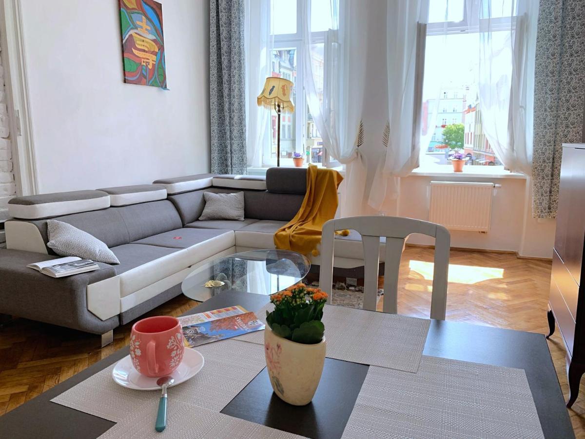 Rynekart Apartment Świdnica Eksteriør billede