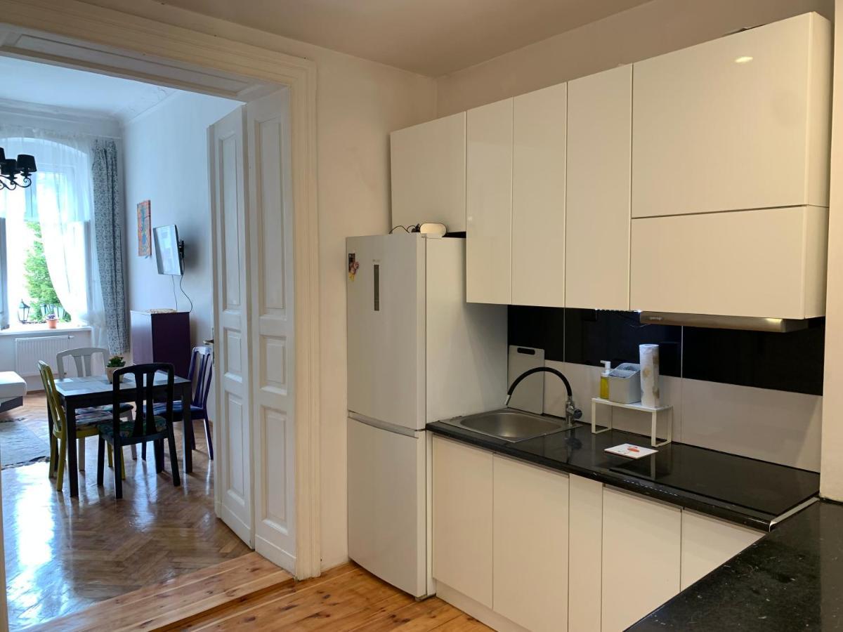 Rynekart Apartment Świdnica Eksteriør billede